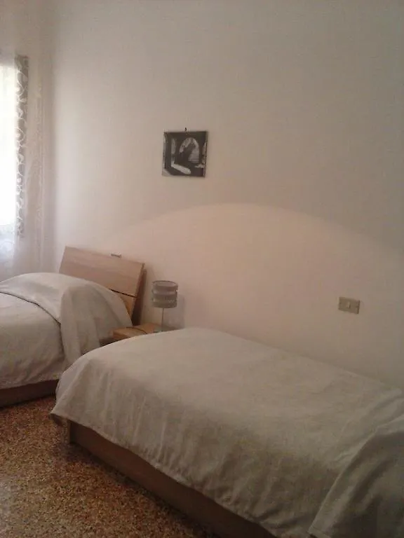 Guest house Da Marinella Hotel Venice Italy